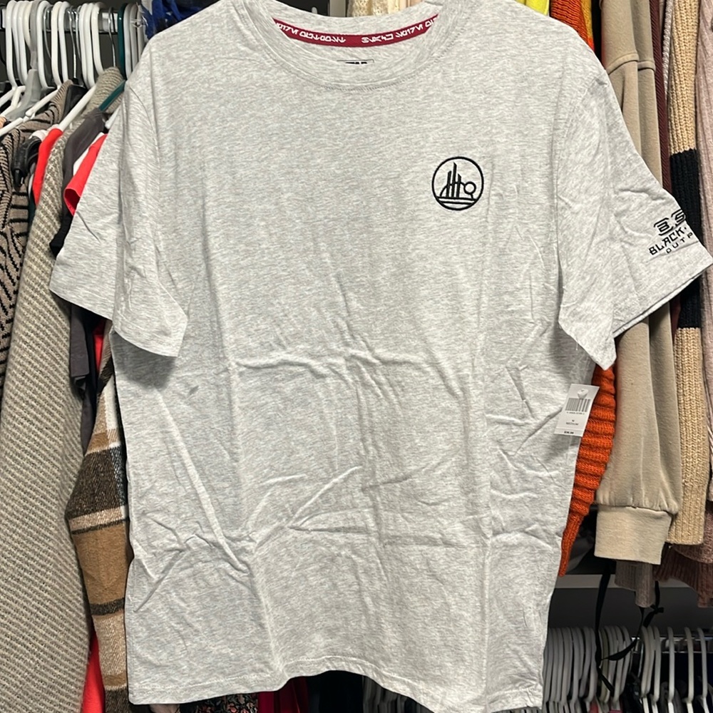 NWT Star Wars Blackspire Outpost tshirt